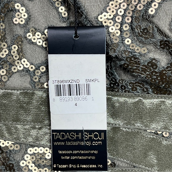 Tadashi Shoji Metallic Embellished Lace Sheath Dress in Smoke Platinum – Size 4 - Picture 12 of 15